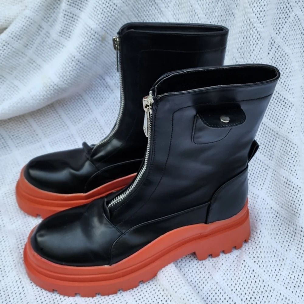 Nasty‎ Gal Moto boots 10